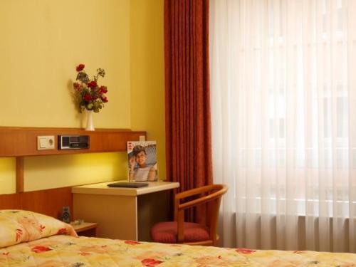 Hotel Zurich Lussemburgo Camera foto